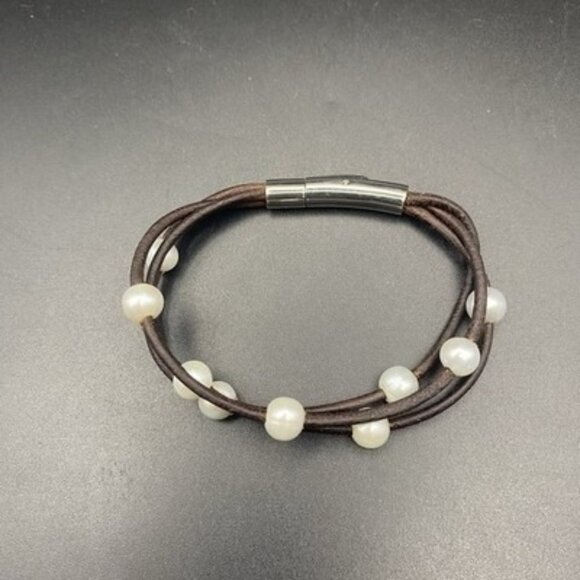 Genuine Pearl Leather Bracelet 7" Multi Strand Stainless Steel Push Lock Clasp - Picture 1 of 6